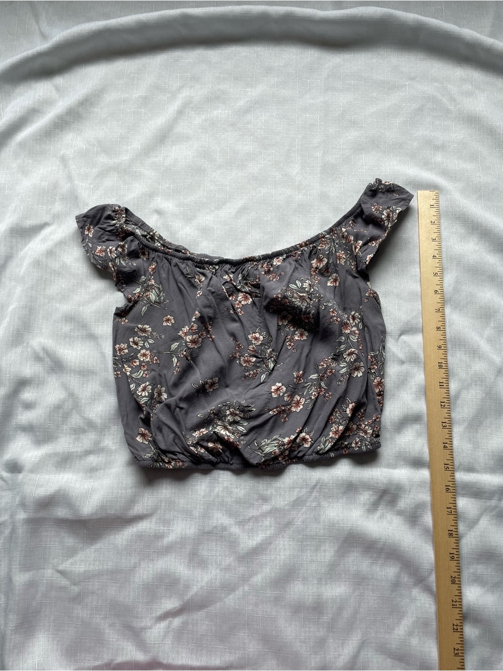 Garage Gray Floral Off-Shoulder Crop Top